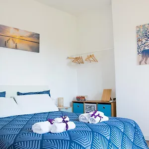 https://olive-tree-room-with-garden-near-the-little-lake.it-lombardy.com