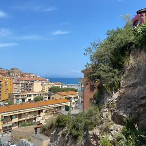 https://la-terrazza-di-cavalegni.it-tuscanyhotel.com
